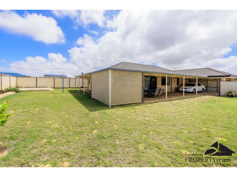 3 Wahn Ave, Waggrakine WA 6530