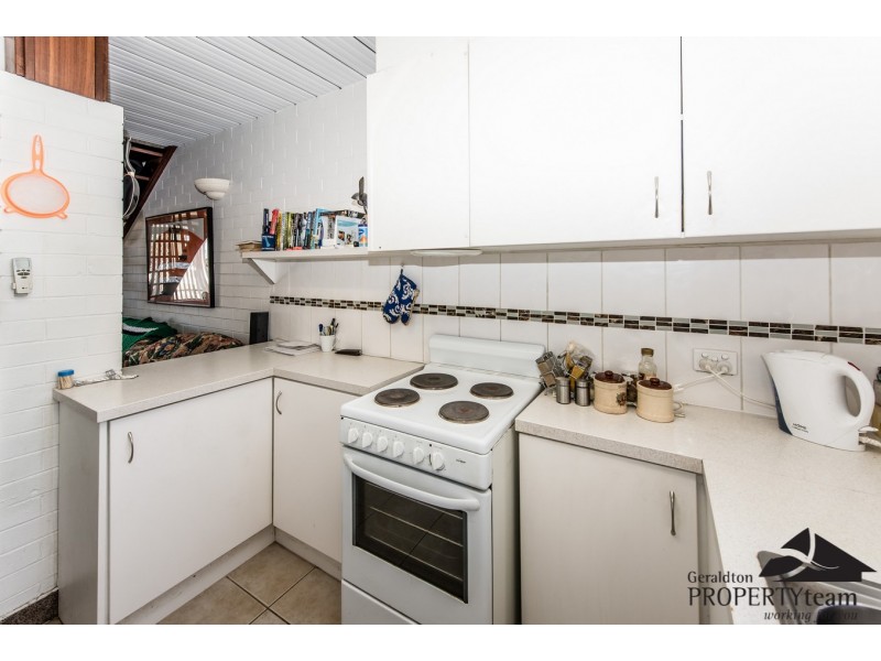 4/125 Railway Street, Bluff Point WA 6530