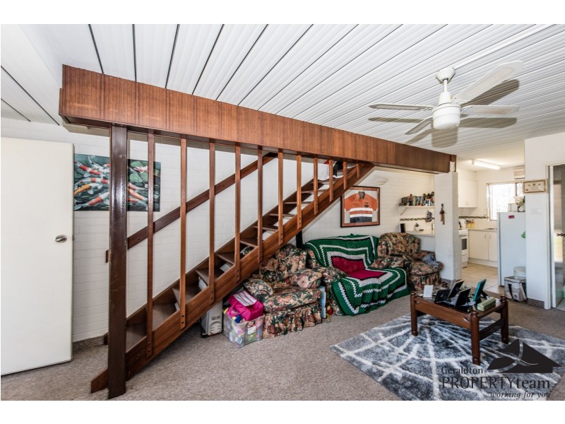 4/125 Railway Street, Bluff Point WA 6530