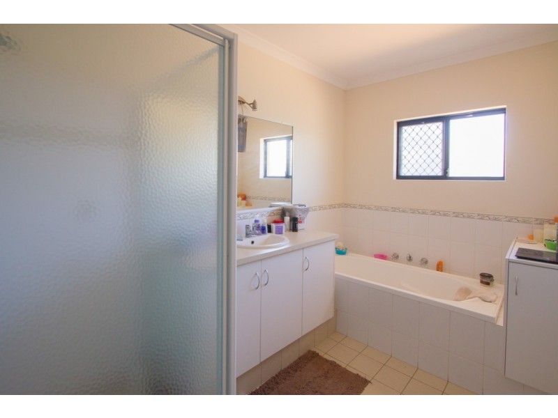 12 Sutherland Drive, Mount Tarcoola WA 6530