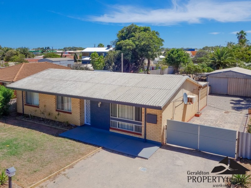 227 First Street, Wonthella WA 6530