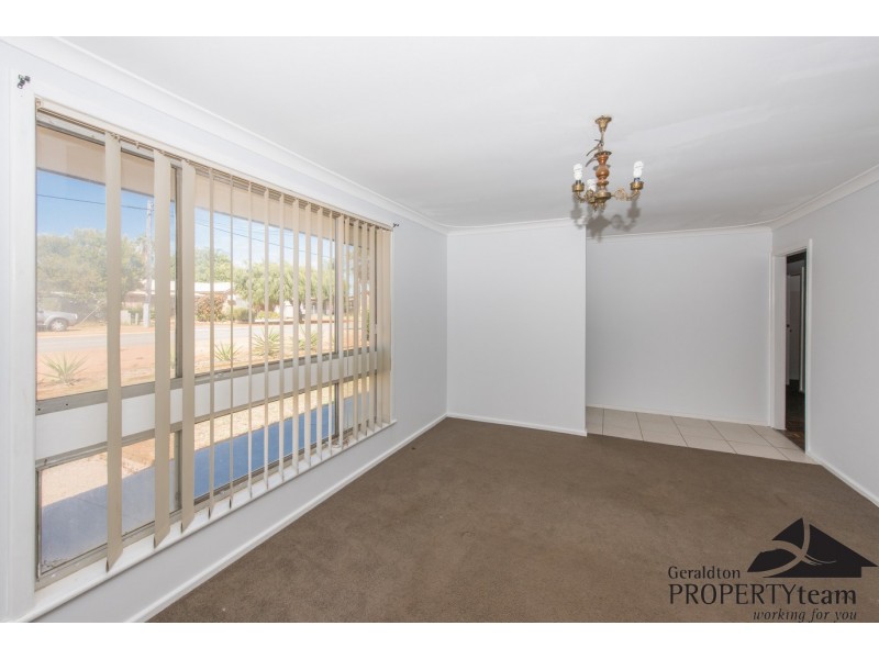 227 First Street, Wonthella WA 6530