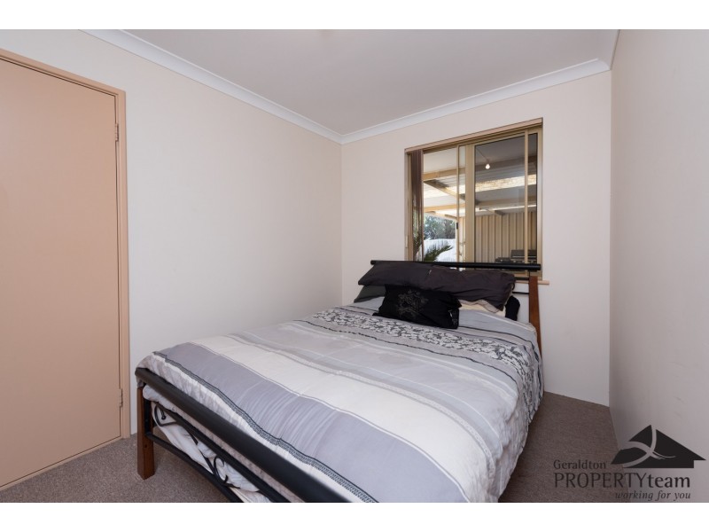 16 Tappak Street, Waggrakine WA 6530