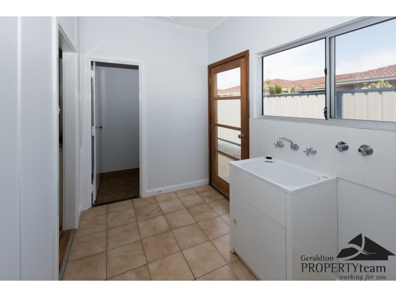 234A Sixth Street, Wonthella WA 6530