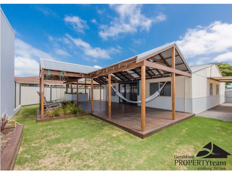 234A Sixth Street, Wonthella WA 6530