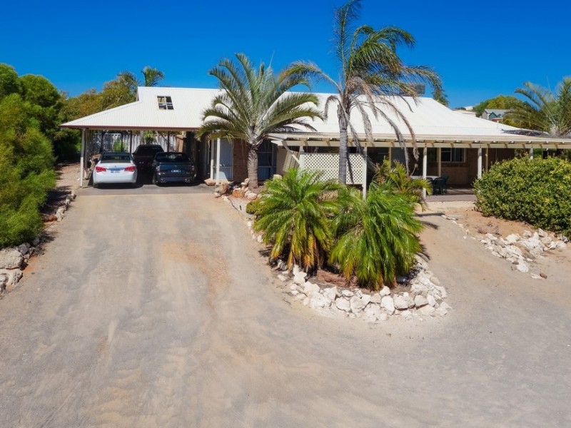 41 Eakins Crescent, Wandina WA 6530