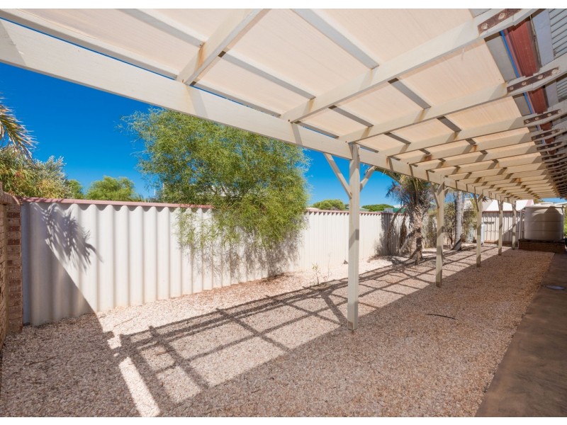 41 Eakins Crescent, Wandina WA 6530