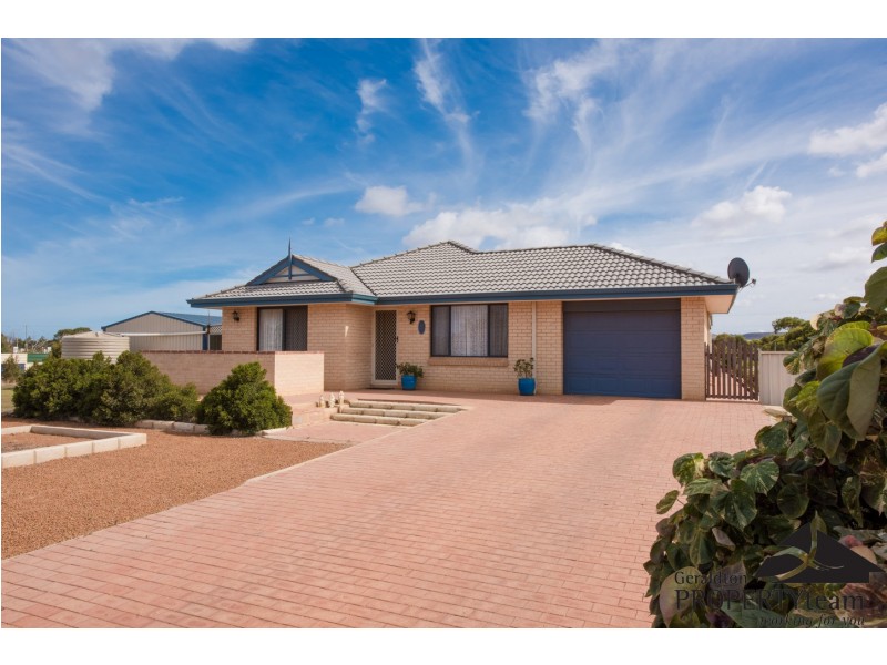 9 Roding Court, Deepdale WA 6532