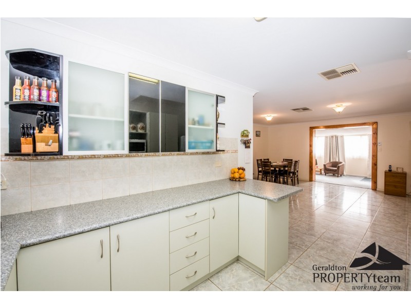 9 Roding Court, Deepdale WA 6532