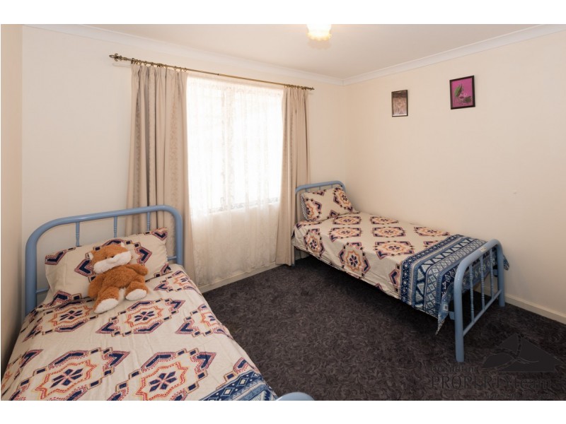 9 Roding Court, Deepdale WA 6532