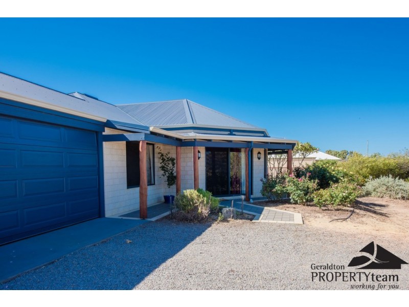 76 Hall Road, Waggrakine WA 6530