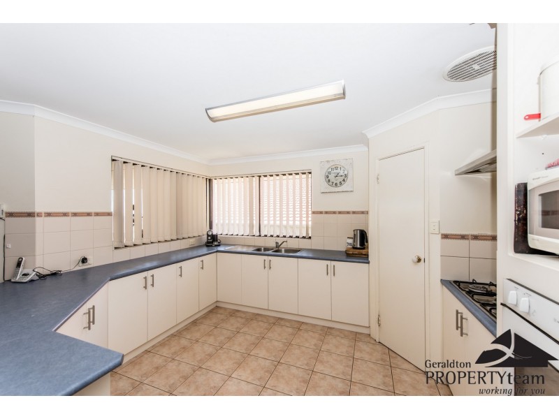 14 Basile Court, Wandina WA 6530