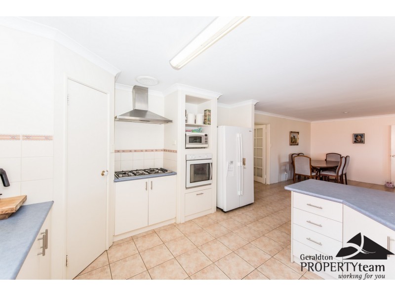 14 Basile Court, Wandina WA 6530