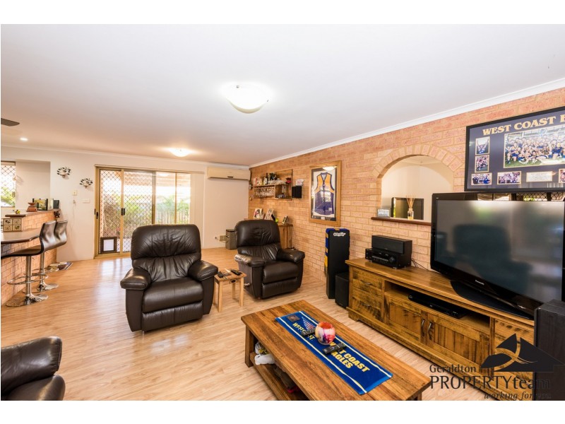 17 Pinyali Way, Waggrakine WA 6530