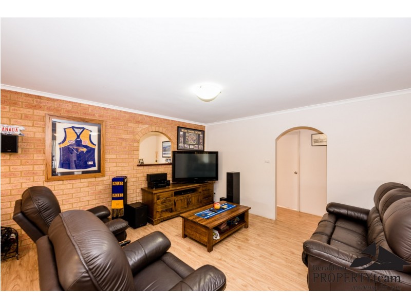 17 Pinyali Way, Waggrakine WA 6530