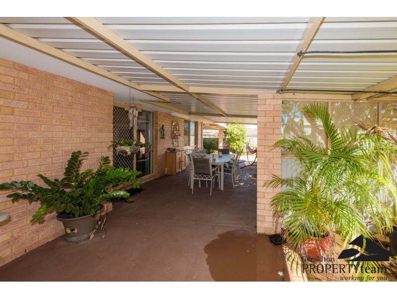 17 Pinyali Way, Waggrakine WA 6530