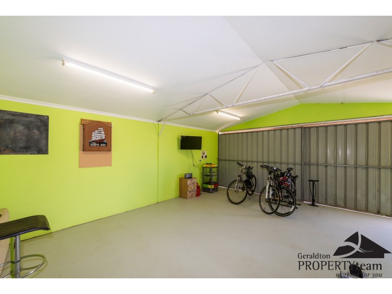 17 Pinyali Way, Waggrakine WA 6530