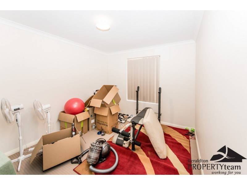 17 Windward Way, Drummond Cove WA 6532