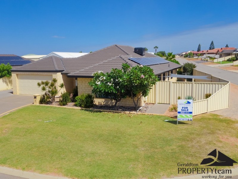 2 Fleetwing Street, Wandina WA 6530