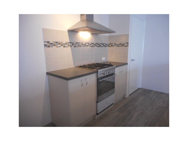 10 Edgewater Close, Glenfield WA 6532