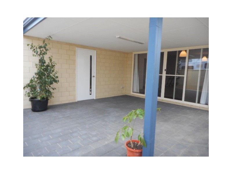 10 Edgewater Close, Glenfield WA 6532