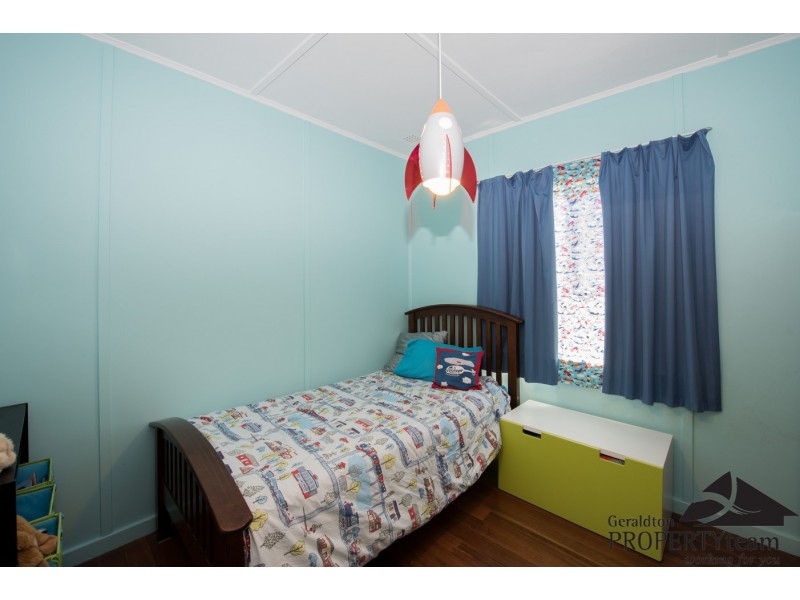 200 Evans Street, Beachlands WA 6530