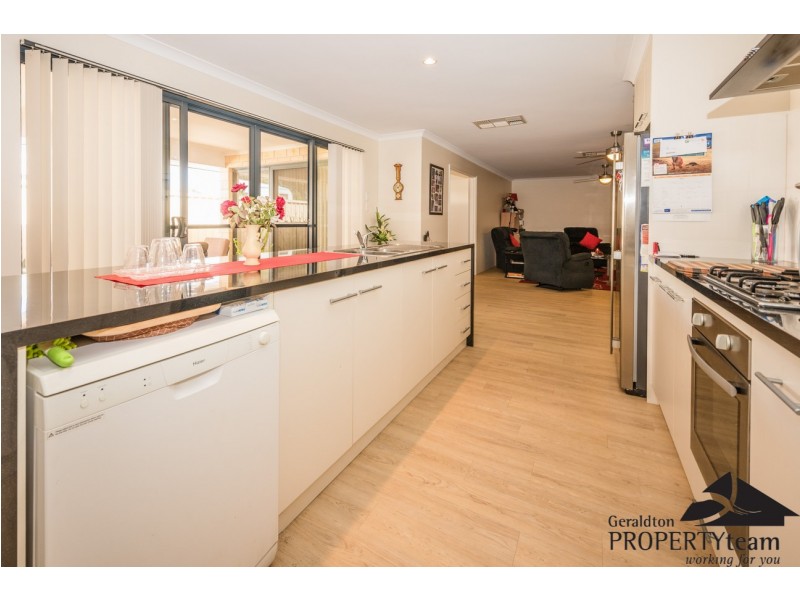 242B Second Street, Wonthella WA 6530