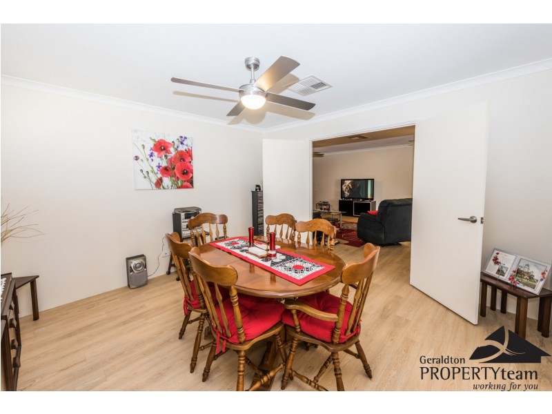 242B Second Street, Wonthella WA 6530