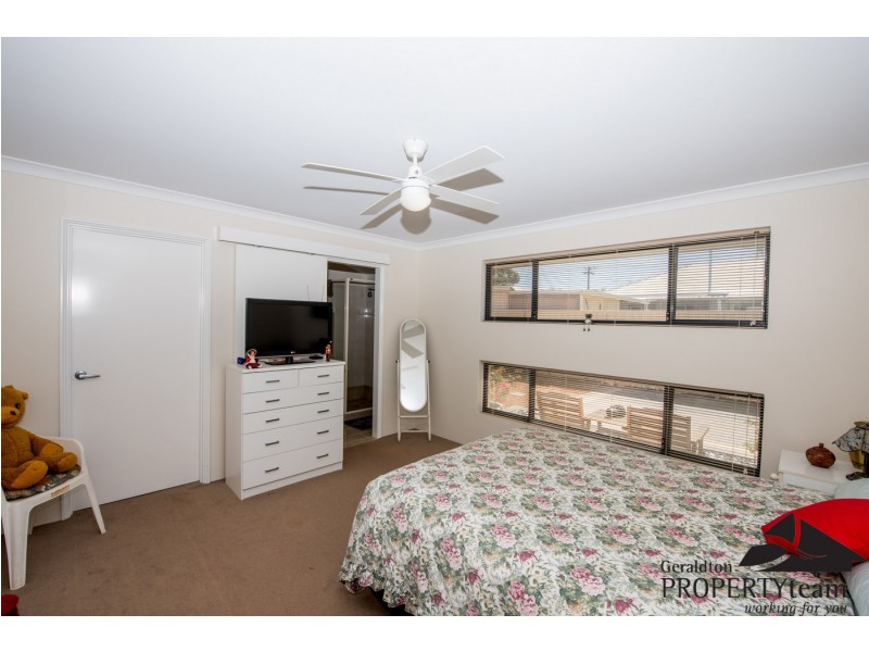 242B Second Street, Wonthella WA 6530