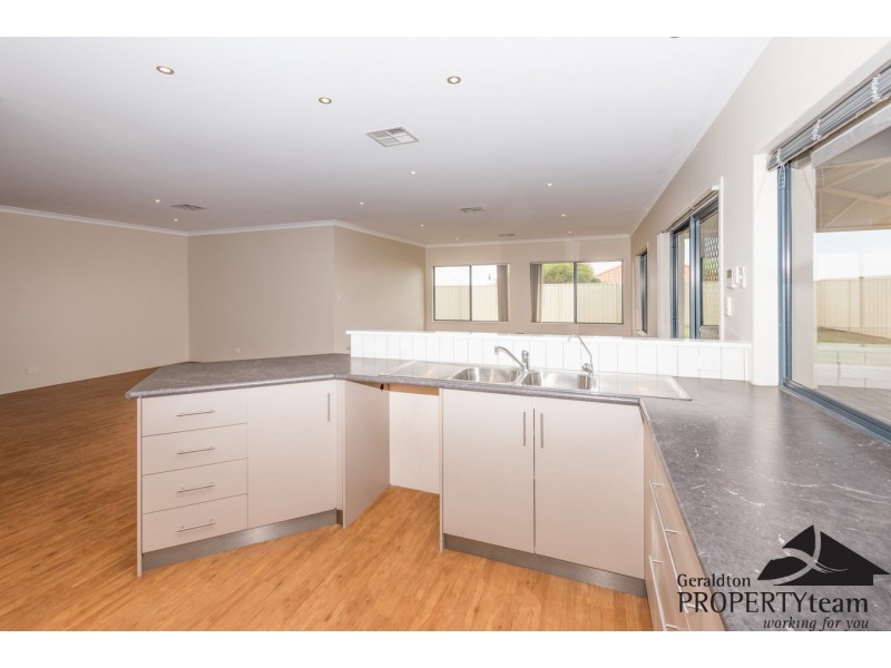 14 Silvery Wave Vista, Wandina WA 6530