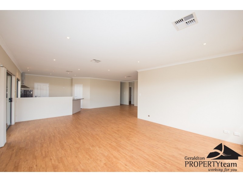 14 Silvery Wave Vista, Wandina WA 6530
