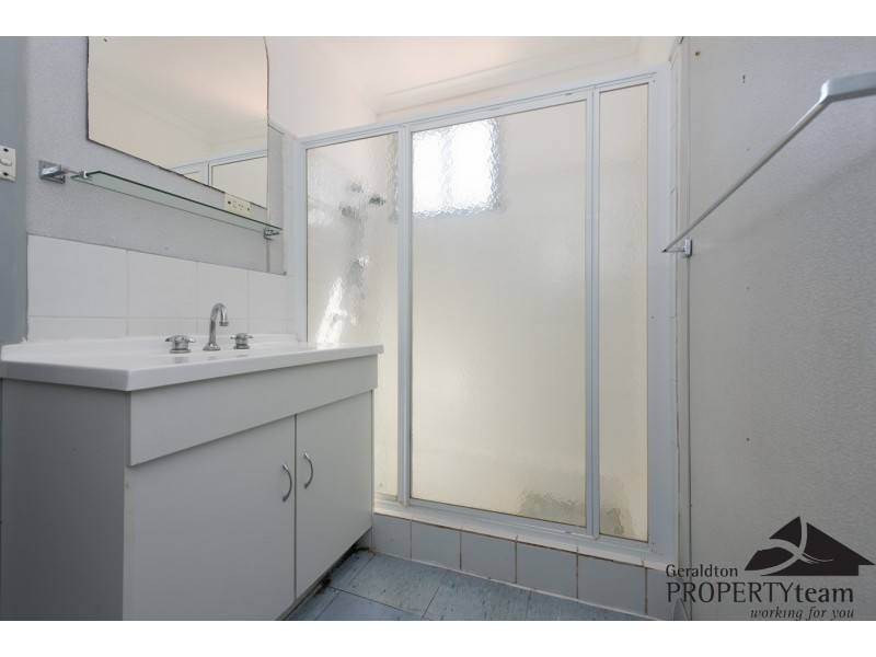 211 Fourth Street, Wonthella WA 6530