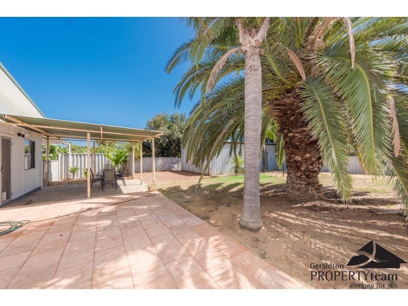 211 Fourth Street, Wonthella WA 6530