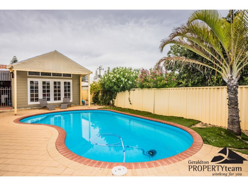 4 Askew Road, Geraldton WA 6530