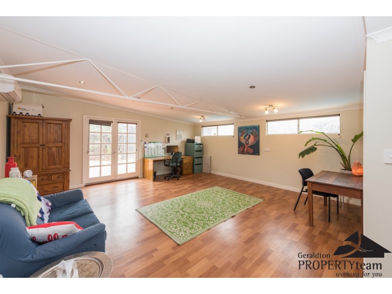 4 Askew Road, Geraldton WA 6530