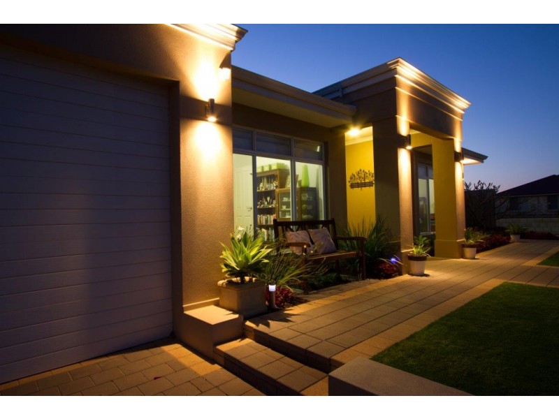 16 Jackson Loop, Wandina WA 6530