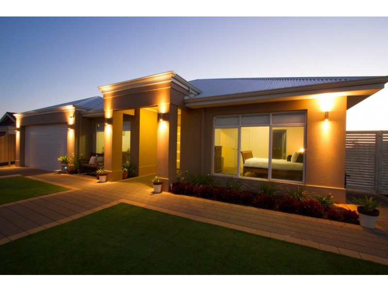 16 Jackson Loop, Wandina WA 6530