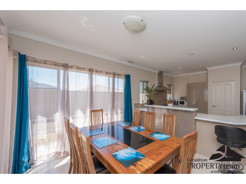 16 Jackson Loop, Wandina WA 6530