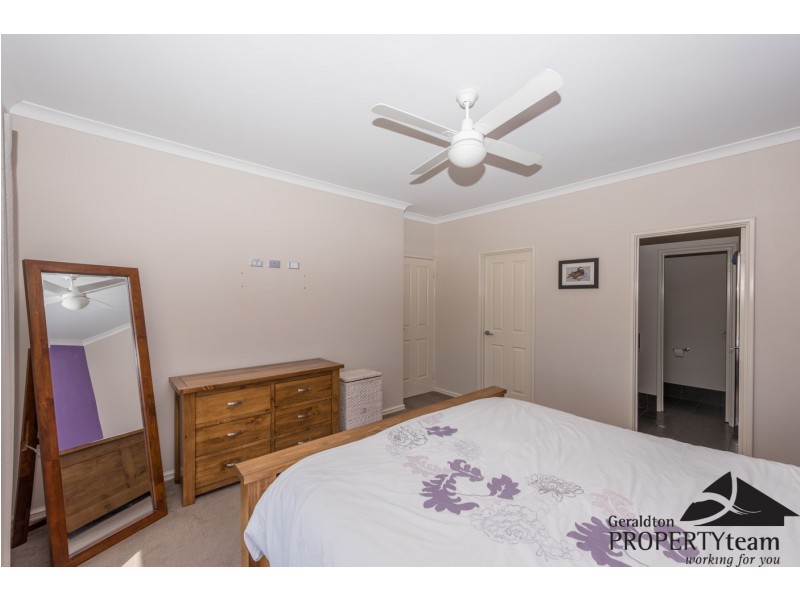 16 Jackson Loop, Wandina WA 6530