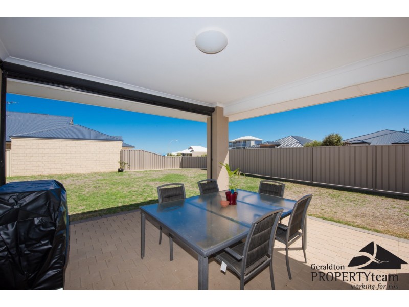 16 Jackson Loop, Wandina WA 6530