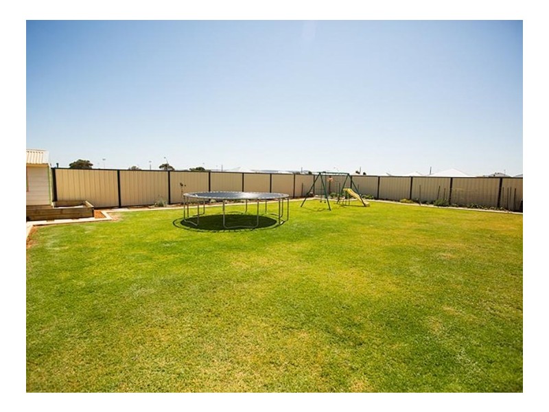 46 Brockagh Drive, Utakarra WA 6530