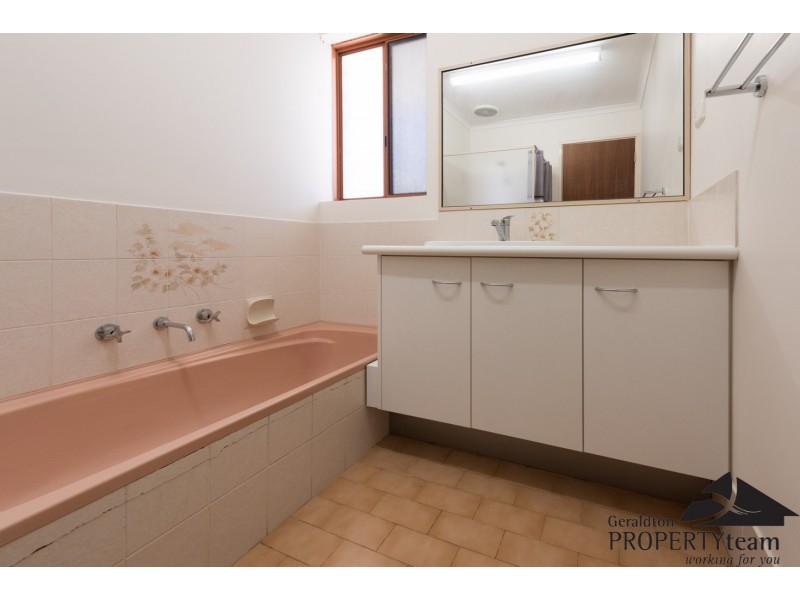 13 Falmouth Close, Tarcoola Beach WA 6530