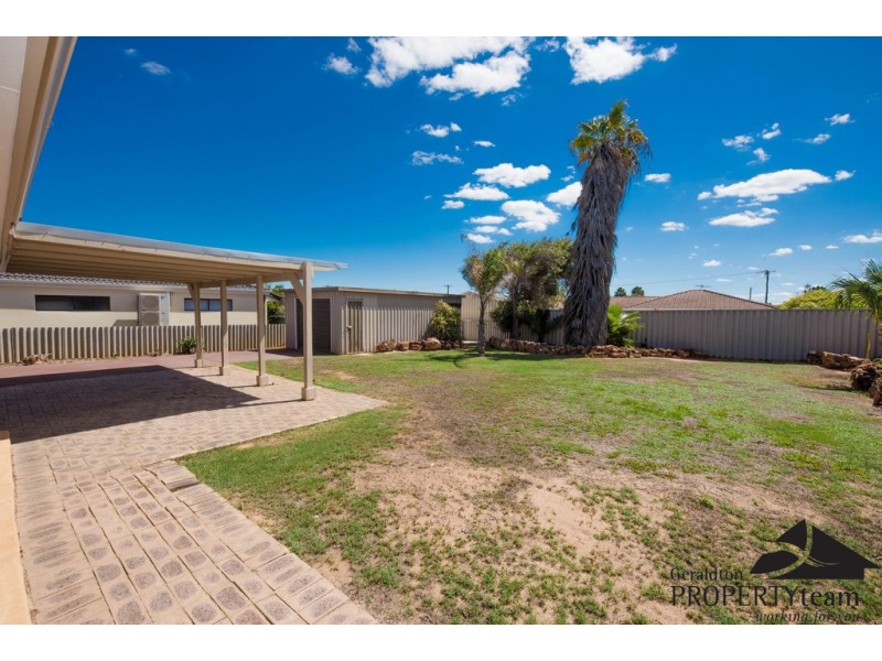 13 Falmouth Close, Tarcoola Beach WA 6530