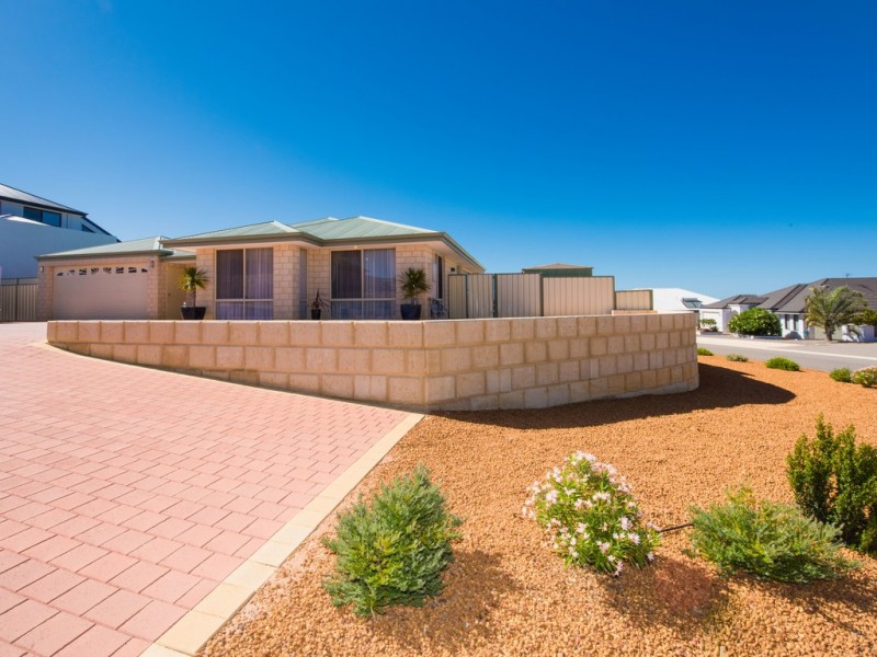 12 Beacon Rise, Wandina WA 6530