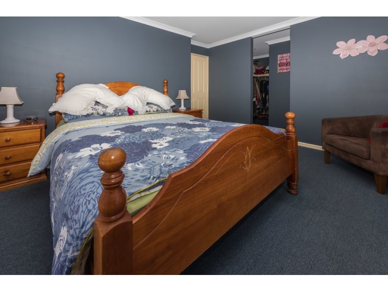 12 Beacon Rise, Wandina WA 6530