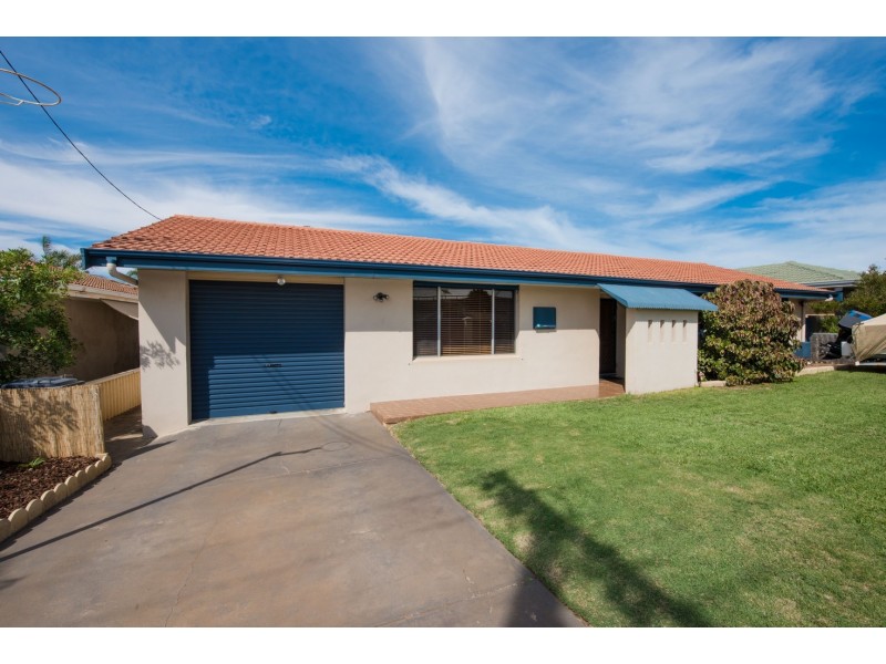 16 Harrison Street, Bluff Point WA 6530