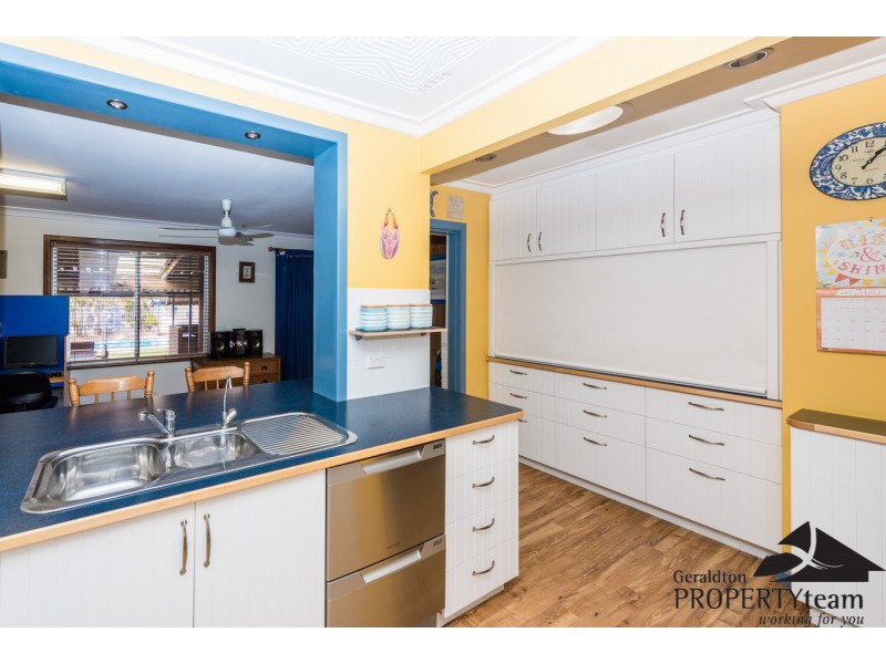 16 Harrison Street, Bluff Point WA 6530