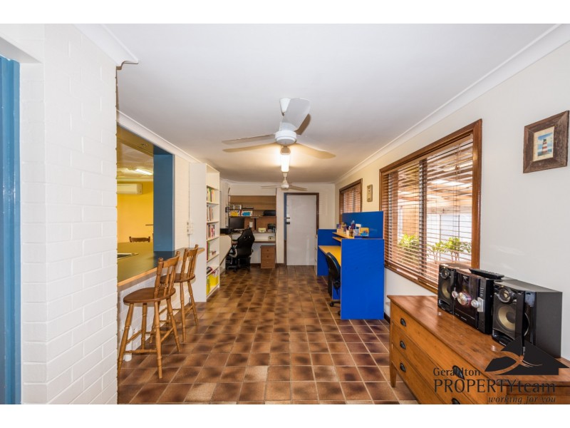 16 Harrison Street, Bluff Point WA 6530