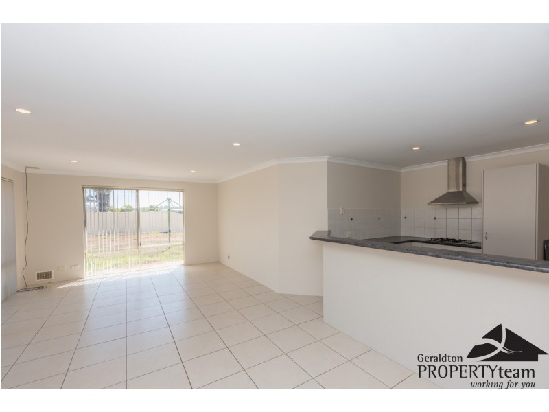 19 Reef Boulevard, Drummond Cove WA 6532