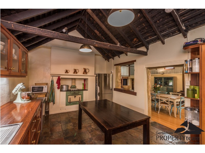 1237 Company Road, Greenough WA 6532